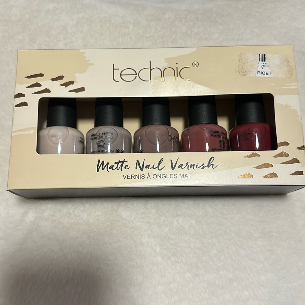 Technic nail polish